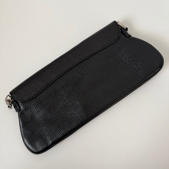 Tod’s Leather Shoulder Bag - Picture 6 of 9